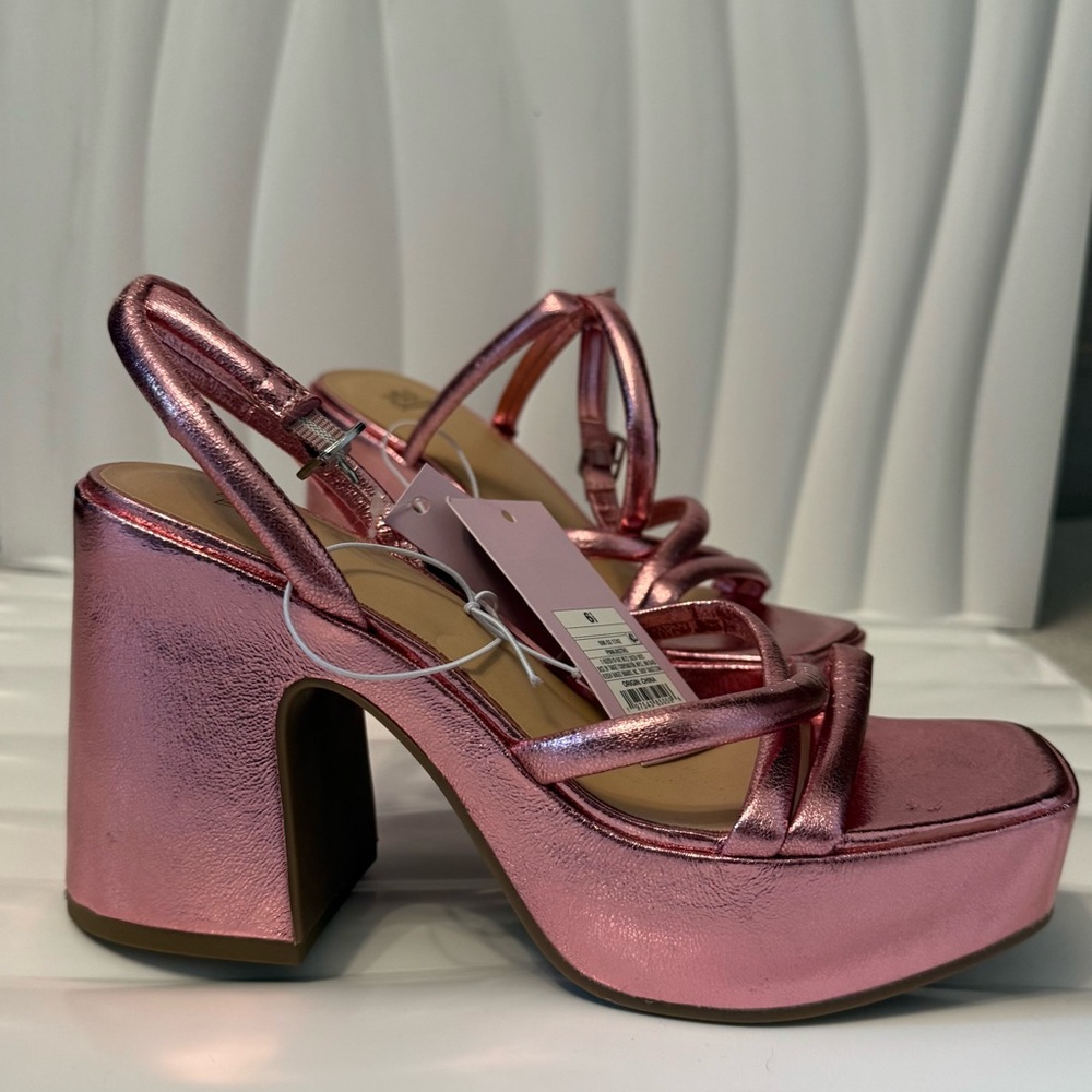 Pink Strappy Metallic Platform Heels (NWT)